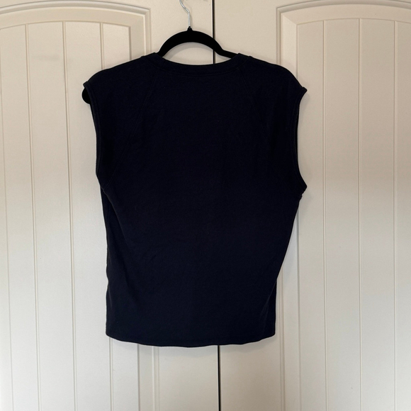 Abercrombie and fitch tshirt - Picture 2 of 2